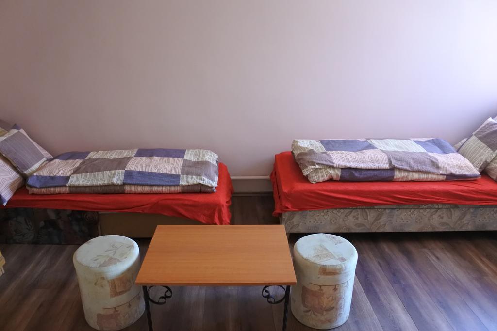 Kisasszony Apartman Eger Ngoại thất bức ảnh