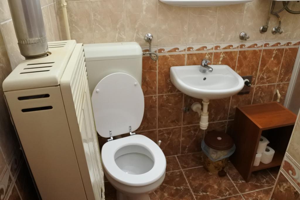 Kisasszony Apartman Eger Ngoại thất bức ảnh