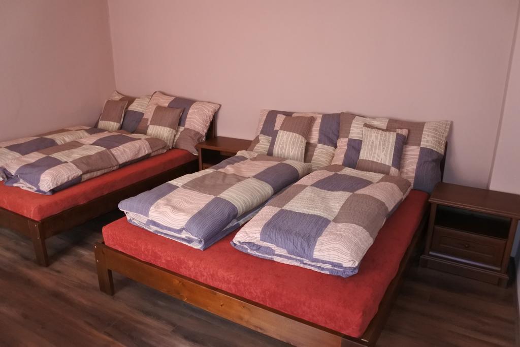 Kisasszony Apartman Eger Ngoại thất bức ảnh